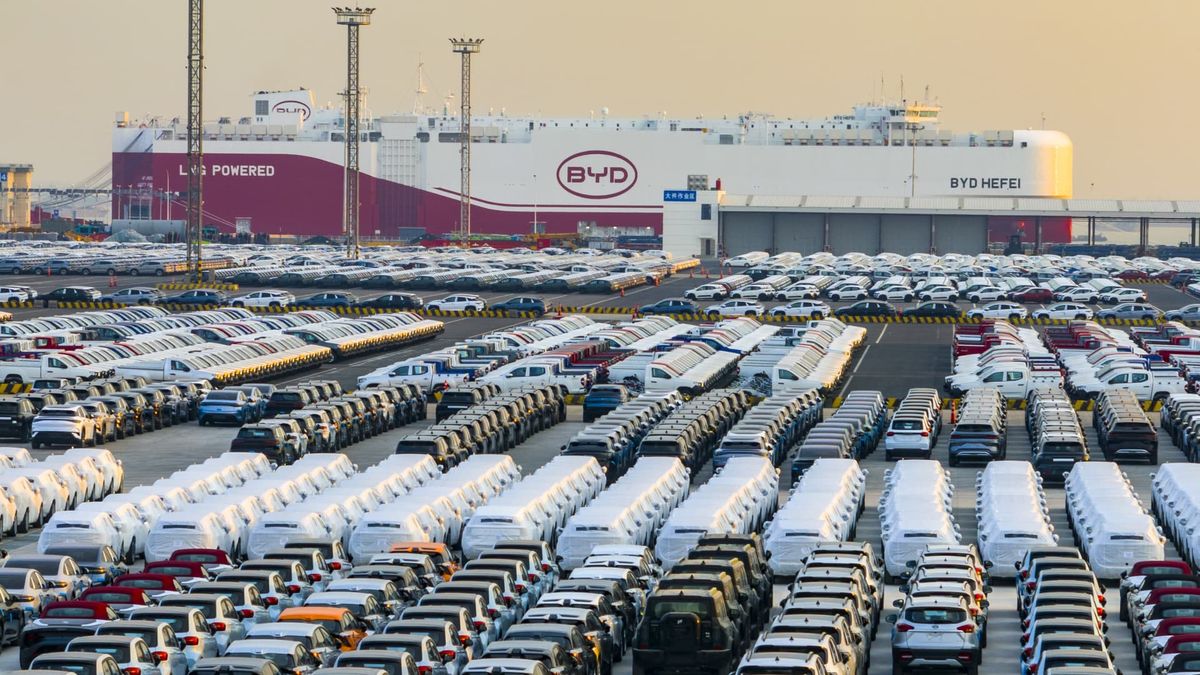 China’s electric car boom is expected to slow down in 2025 China’s electric car boom is expected to slow down in 2025