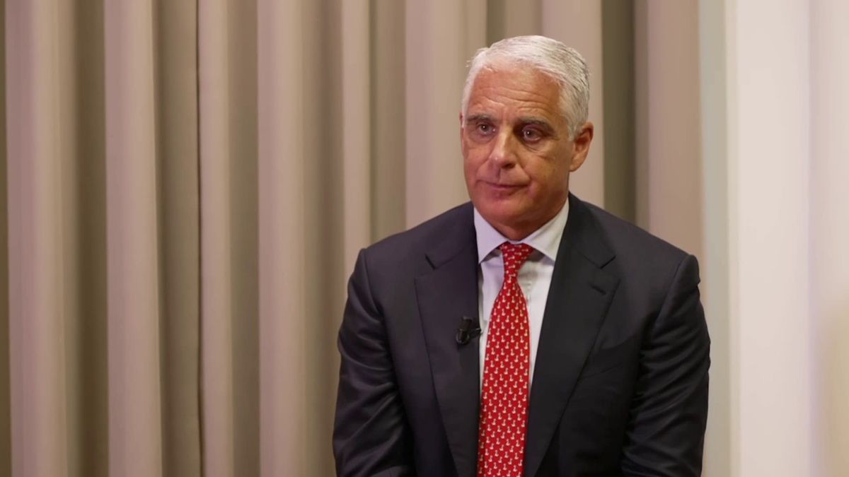 UniCredit offers to buy rival Italian lender Banco BPM for $10.5 billion 2 Watch CNBC's full interview with UniCredit CEO Andrea Orcel