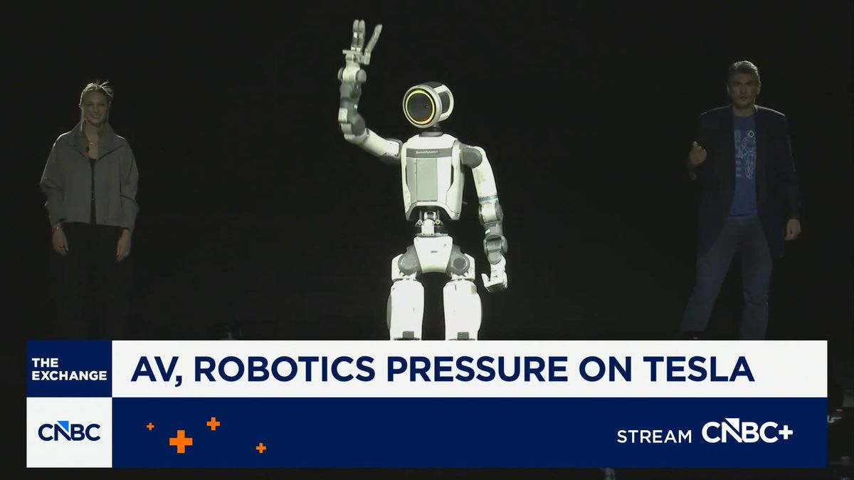 Google wants Intrinsic to be 'Android of robotics' as it pushes into physical AI 1 Google DeepMind, Boston Dynamics partner to bring AI to humanoid robots