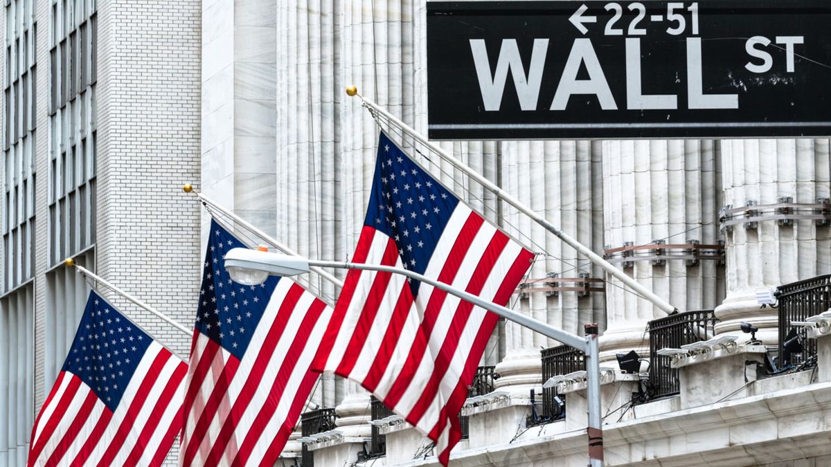 After taking morning profits, we’re afternoon buyers of 2 stocks in an oversold market After taking morning profits, we’re afternoon buyers of 2 stocks in an oversold market