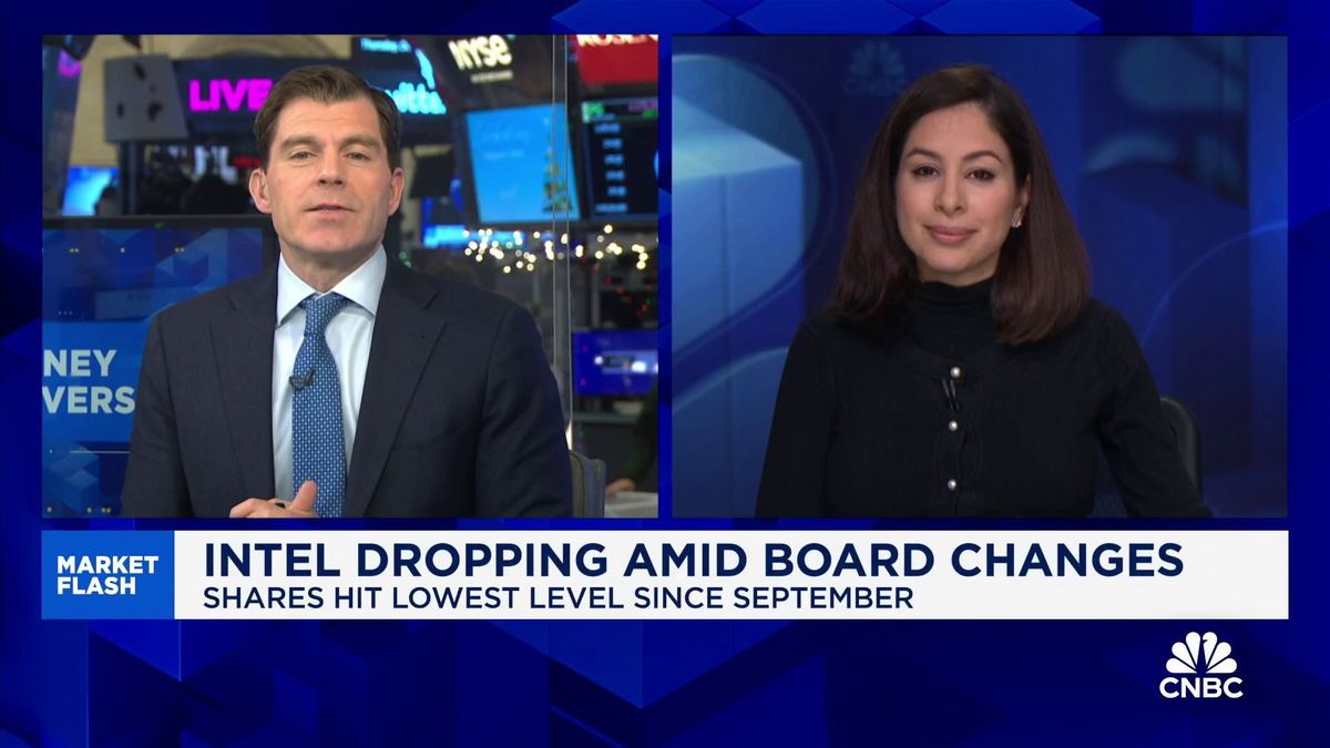Silicon Valley's turn of fortune: Intel has worst year ever, while Broadcom enjoys record gain 3 Intel announces two new board members to strengthen semiconductor experience