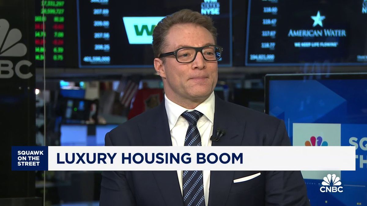 Sales of $100 million homes set to double this year as trophy properties recover 1 Luxury real estate sees the biggest increase in three years
