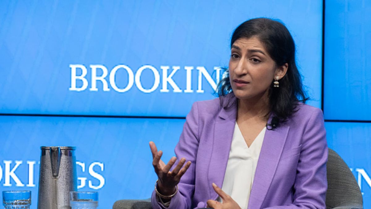 FTC launches AI inquiry into Amazon, Alphabet, Microsoft, looking at ‘investments and partnerships’ FTC launches AI inquiry into Amazon, Alphabet, Microsoft, looking at ‘investments and partnerships’