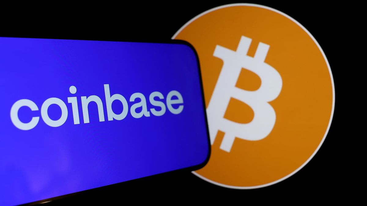 MicroStrategy leads crypto stocks higher after bitcoin tops 0,000 for the first time MicroStrategy leads crypto stocks higher after bitcoin tops 0,000 for the first time