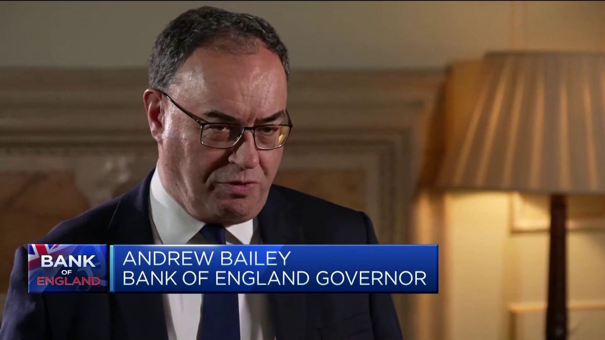 Bank of England bond sales creating a 'selling gold at the bottom' moment, strategist says 3 Bank of England's Andrew Bailey says 'every meeting is a live meeting'