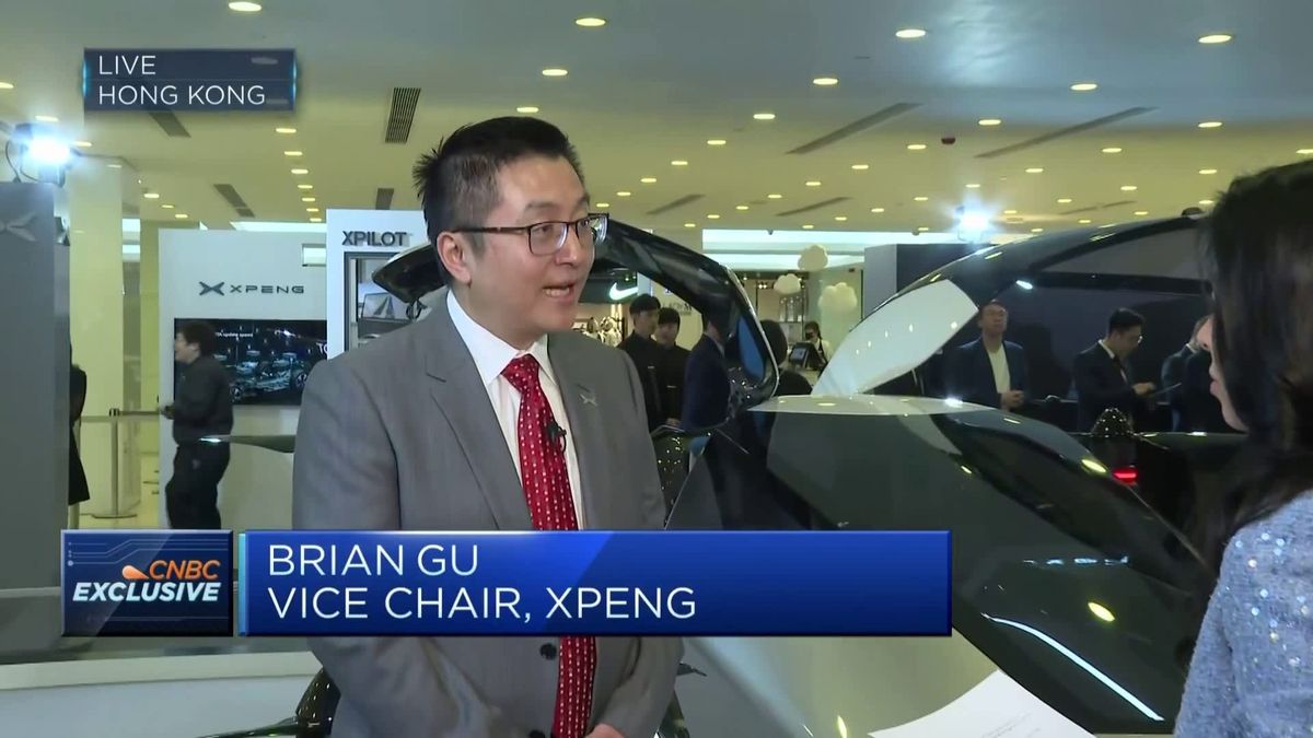 Chinese EV maker Xpeng aims to deliver its first flying car in 2026 1 Chinese auto giant Xpeng wants to deliver flying cars by 2026