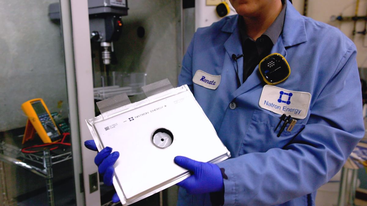 Veterans from Tesla, Northvolt hatch plan to mass-produce huge batteries to store solar and wind energy 1 How sodium-ion technology will compete with lithium-ion batteries