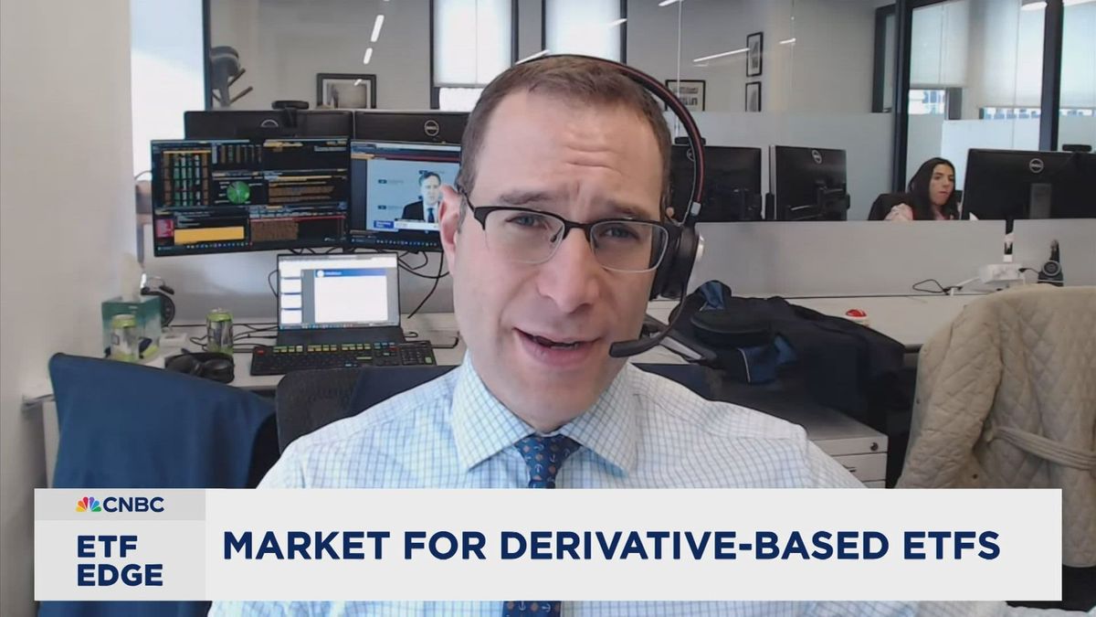 With stock market concentration risk at peak, 'it's cash, precious metals, and then crypto' as new normal 1 You’ll pay more for active ETFs than passive funds. Is it worth it?