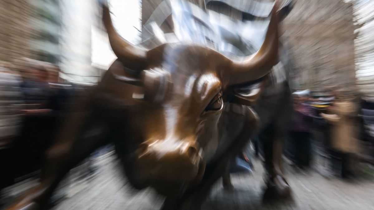 What’s driving Wall Street stablecoin interest? Trillions up for grabs in the future and banks getting ready for it What’s driving Wall Street stablecoin interest? Trillions up for grabs in the future and banks getting ready for it