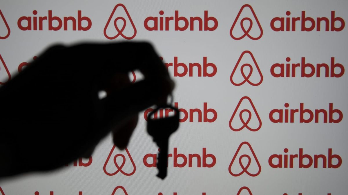 Airbnb bans use of all indoor security cameras to ‘prioritize the privacy’ of guests