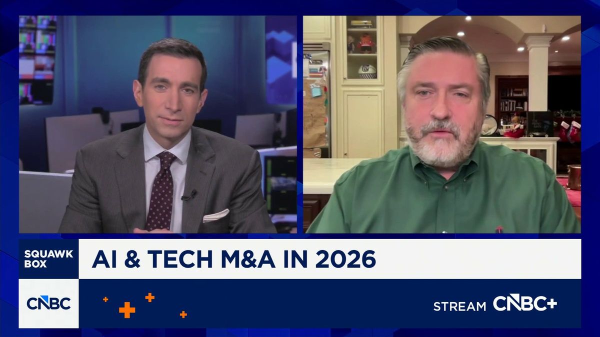 These 5 infrastructure stocks have more than tripled this year on the AI trade 4 Expect a drive towards efficiencies in AI in 2026, says Chris Kelly