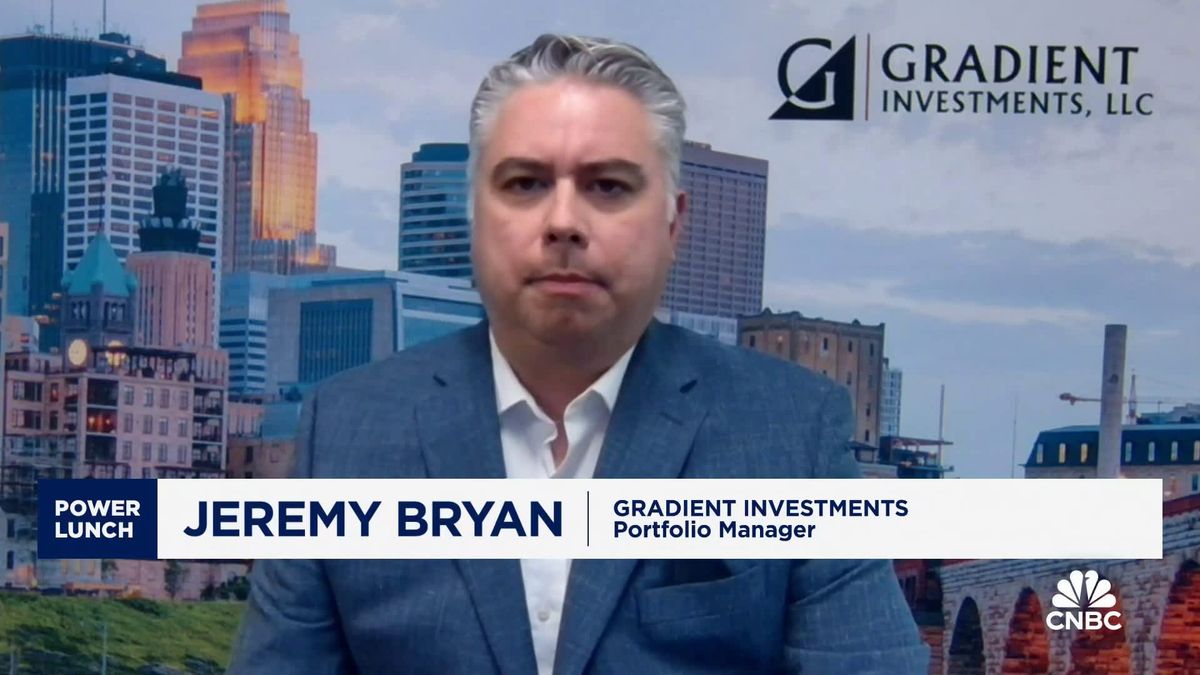 Oracle shares jump on earnings and revenue beat 1 Oracle could lead the next generation of AI, says Gradient's Jeremy Bryan