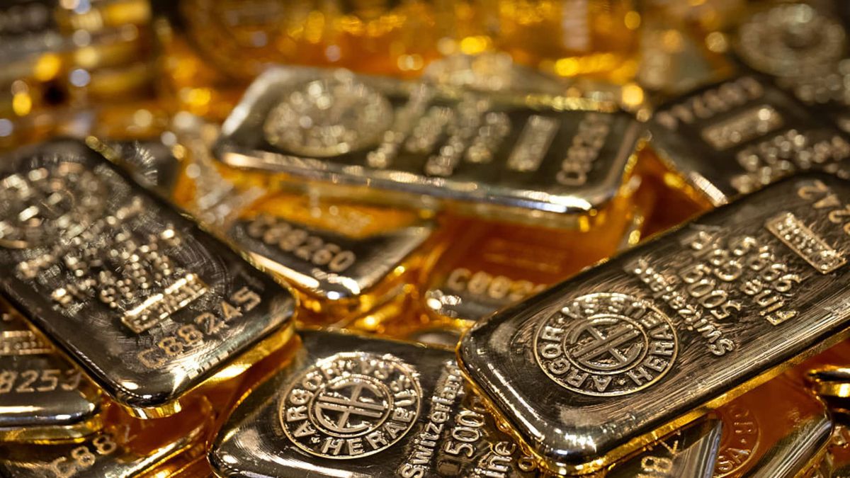 With stock market concentration risk at peak, ‘it’s cash, precious metals, and then crypto’ as new normal