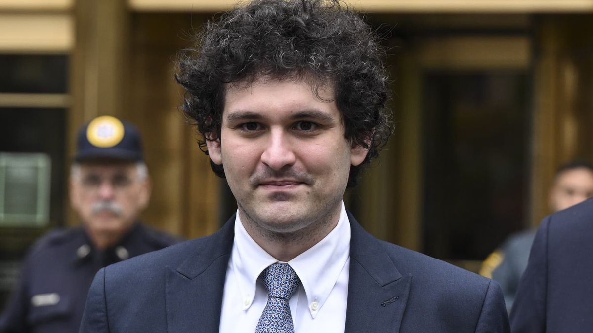SBF live updates: FTX founder sentenced to 25 years in prison for massive crypto fraud