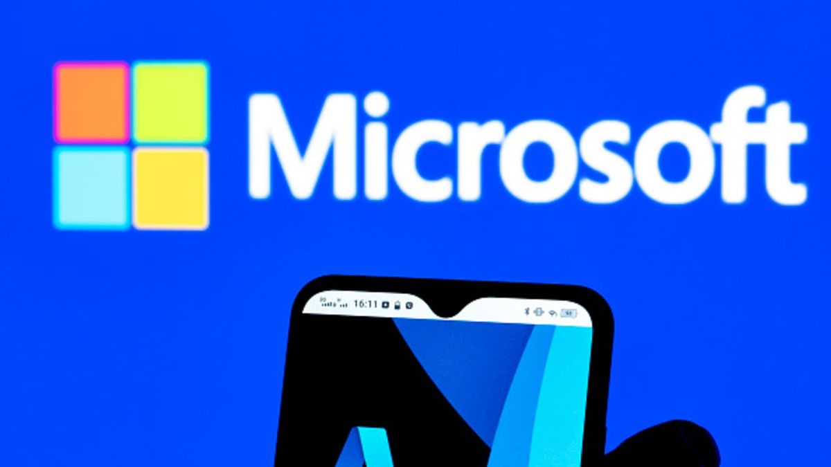 Amazon and Microsoft’s cloud dominance referred for UK competition probe