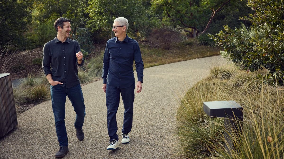 Apple execs to talk China and tariffs, but will avoid discussing foldable iPhone, per traders on Kalshi