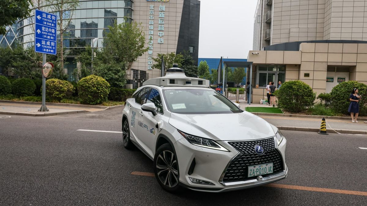 Pony.ai wins first permit for fully driverless taxi operation in the center of China’s Silicon Valley