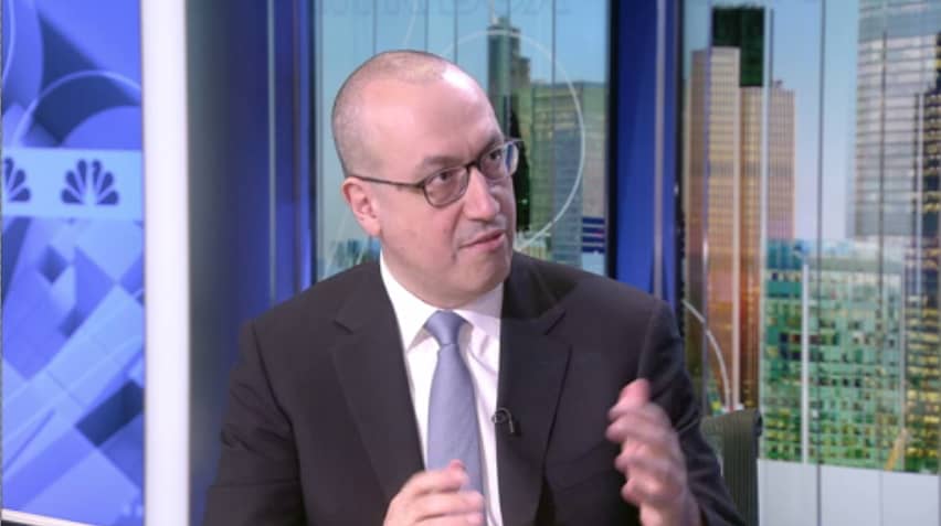 Santander doubles down on UK presence amid Spain's banking M&A turmoil 1 New conditions make Sabadell deal more palatable, BBVA CEO says