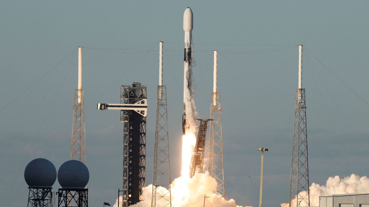 SpaceX files to move incorporation site from Delaware to Texas