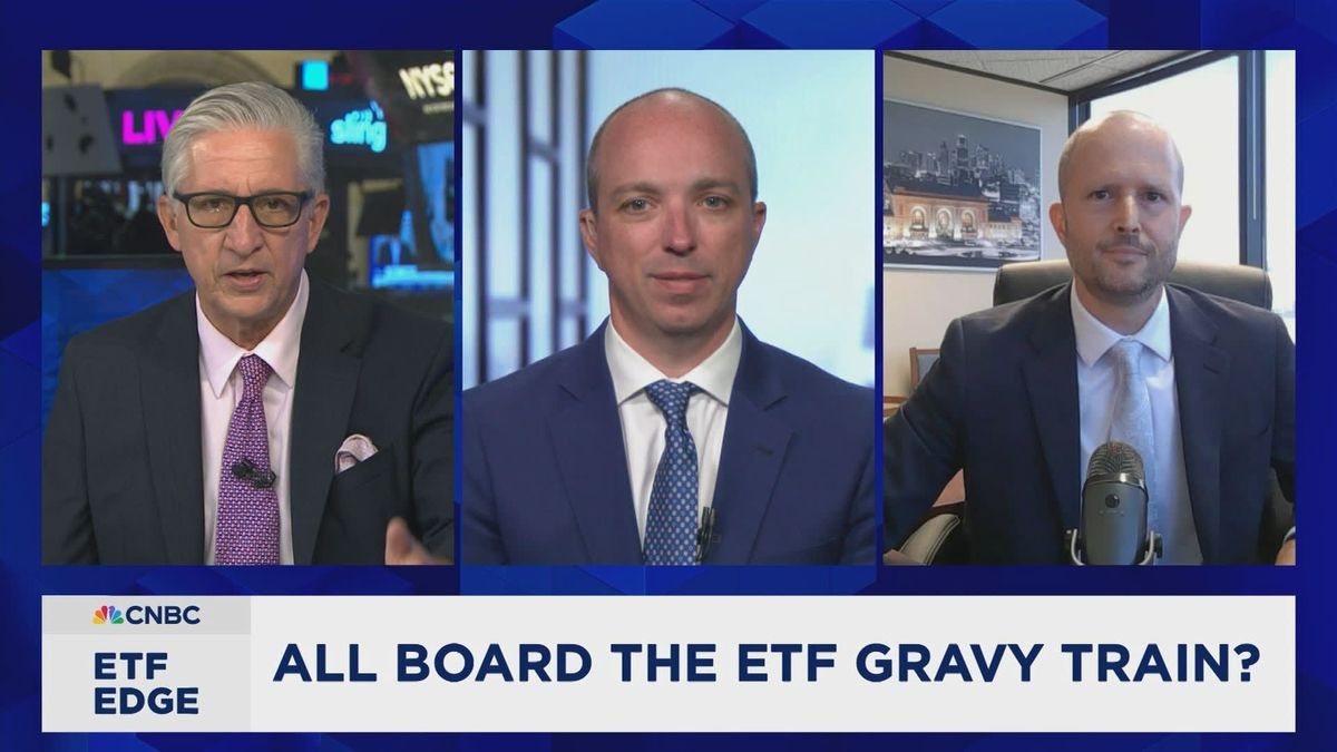 ETFs are on pace to break record annual inflows, but this wild card could change it all 1 ETF Edge, September 4, 2024