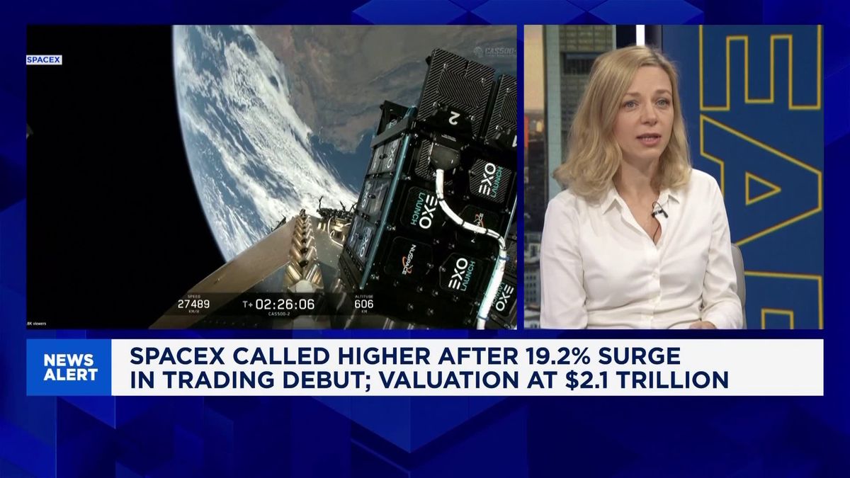 SpaceX gains 6% in premarket after record debut. Here's what's driving the valuation debate 1 Musk selling SpaceX investors promises and poetry - finance lecturer