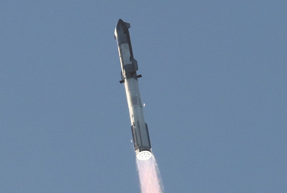 SpaceX cleared to attempt third Starship launch Thursday after getting FAA license 1 SpaceX's Starship rocket reaches space but is intentionally destroyed mid-flight