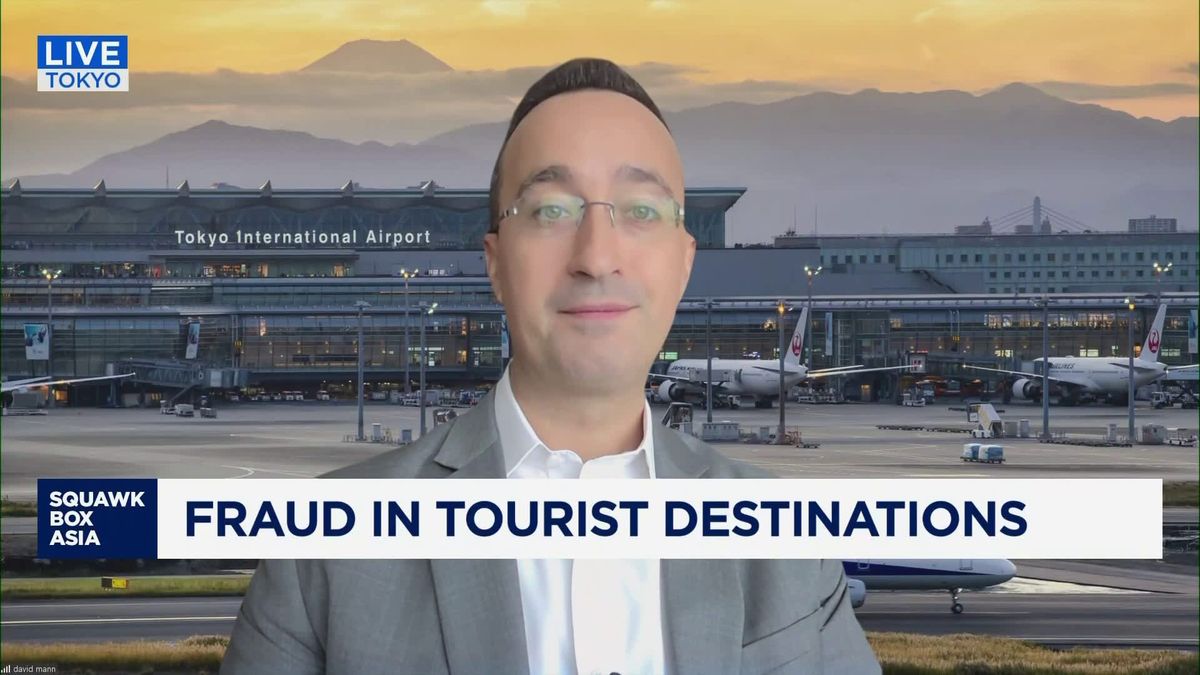Imposter scams cost older adults $700 million in 2024, FTC finds: Some victims are ‘clearing out' their 401(k)s 1 Travel among sectors most heavily impacted by fraud, Mastercard report finds