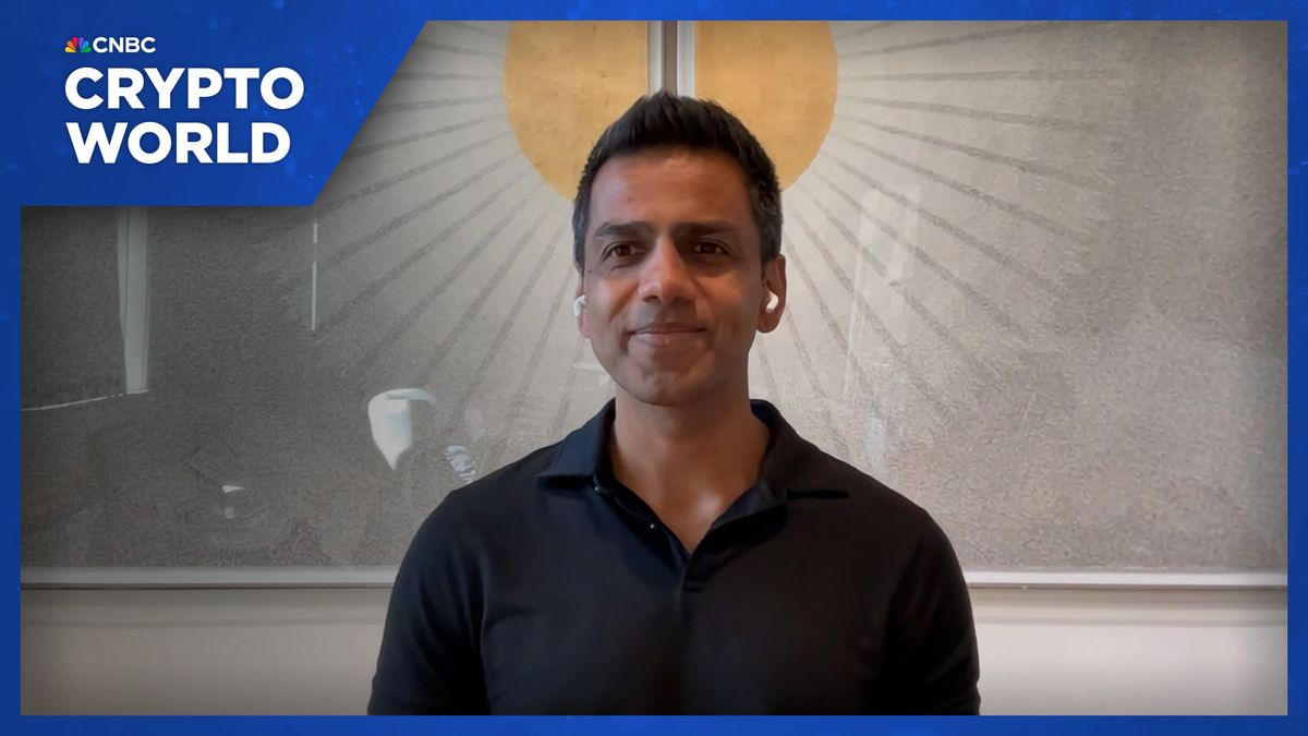 Early Facebook investor Accel raises $650 million fund to back European and Israeli startups 1 Canonical Crypto founder says he's bullish on the merging of AI and blockchain