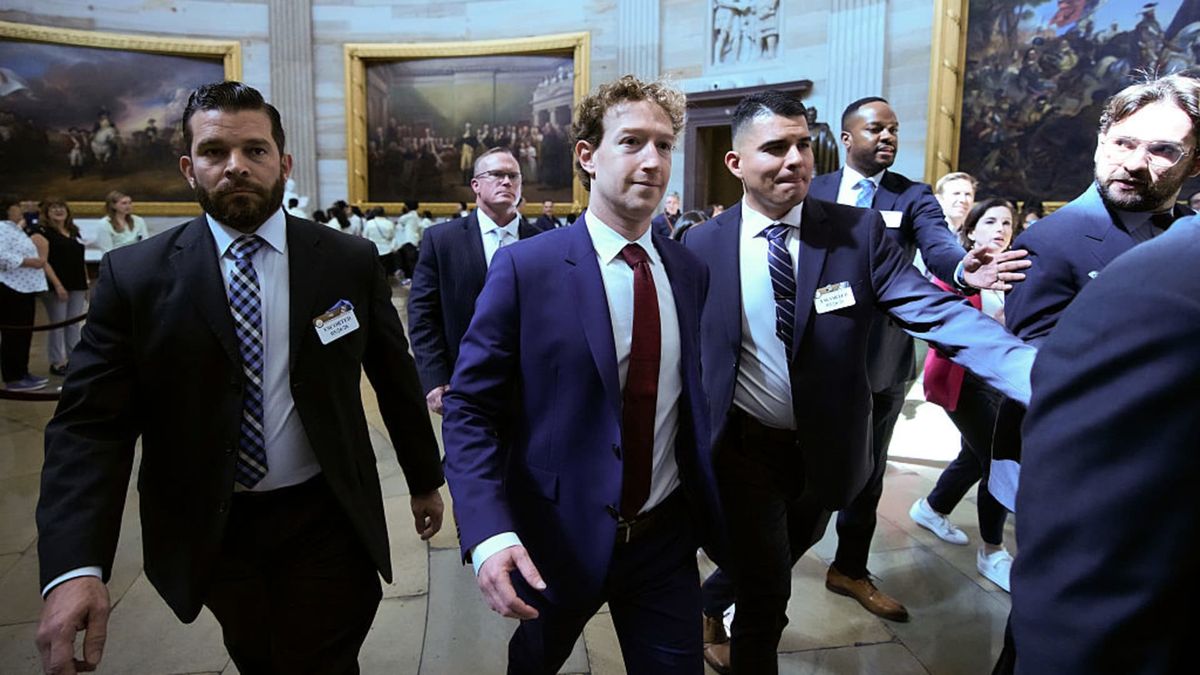 Tech stocks suffer worst week in nearly a year, driven down by war worries, Meta legal woes Tech stocks suffer worst week in nearly a year, driven down by war worries, Meta legal woes