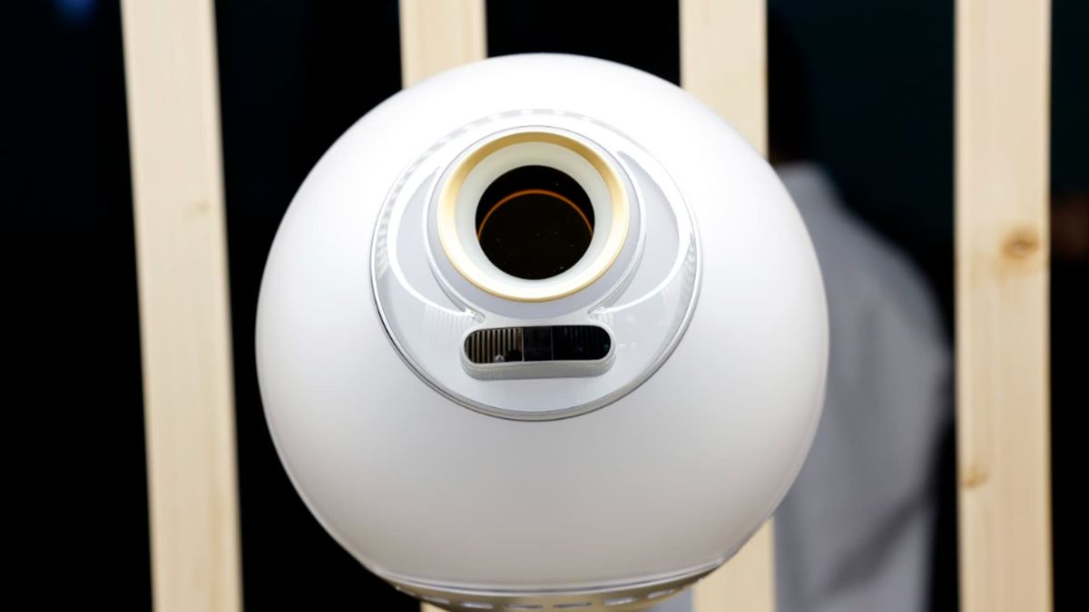 Sam Altman brings his eye-scanning identity verification startup to the UK