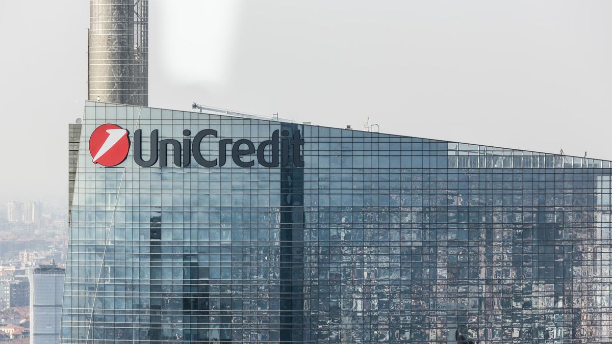 UniCredit raises stake in Commerzbank to 28% as Orcel ups ante on pursuit UniCredit raises stake in Commerzbank to 28% as Orcel ups ante on pursuit