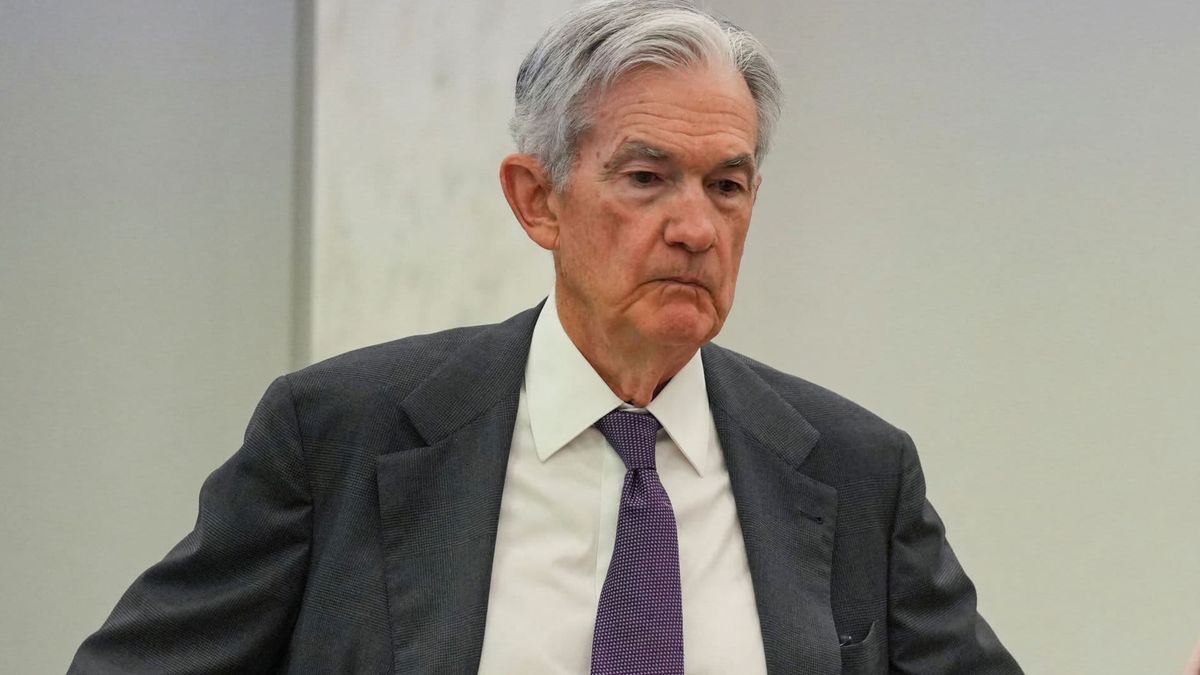 Bessent says Powell doesn’t need to resign but should conduct internal review Bessent says Powell doesn’t need to resign but should conduct internal review