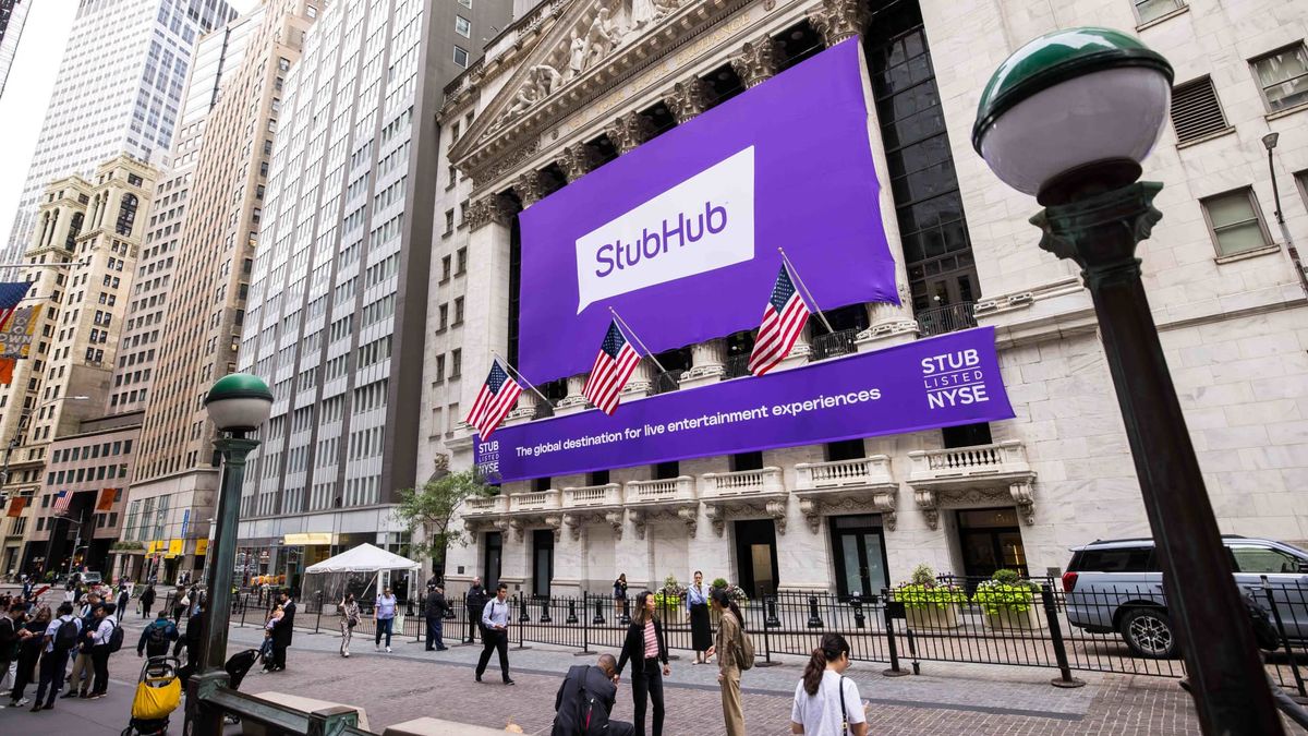 StubHub’s stock plunges 10% in third day on NYSE as post-IPO slump deepens
