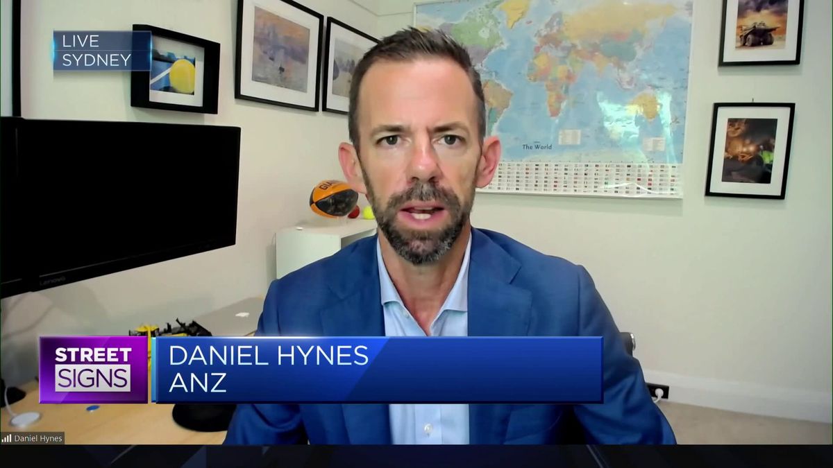 Geopolitics and central banks could keep gold demand hot in 2024, World Gold Council says 2 A 6% to 7% portfolio allocation to gold would be 'quite prudent,' says strategist