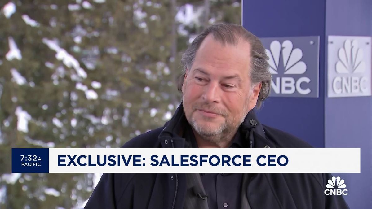 Salesforce beats on earnings but forecasts single-digit revenue growth for the year 1 Salesforce CEO: Activist investors only want to hear about money