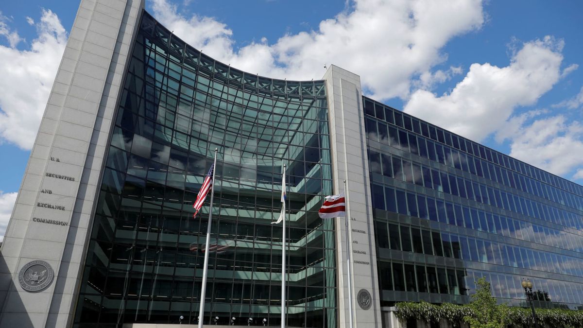 SEC charges ex-CEO of medical device company with fraud, says some devices were ‘just a piece of plastic’