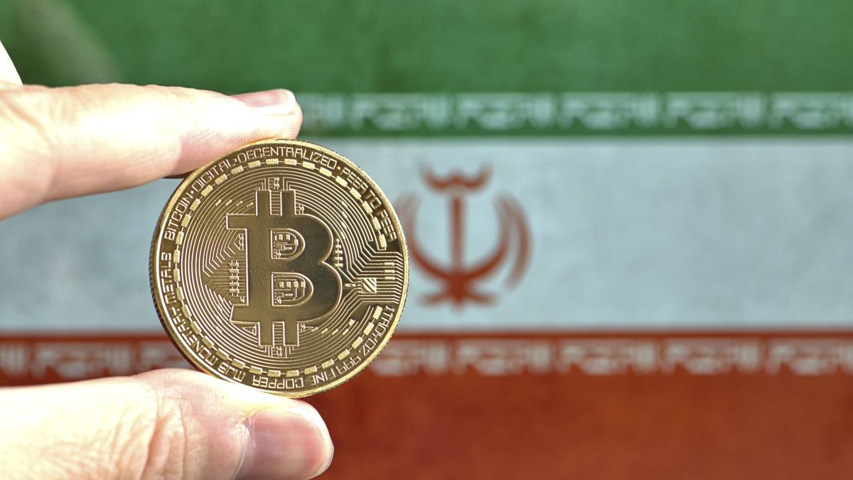 Bitcoin briefly sinks below ,000 as U.S. strikes on Iran trigger crypto market sell-off
