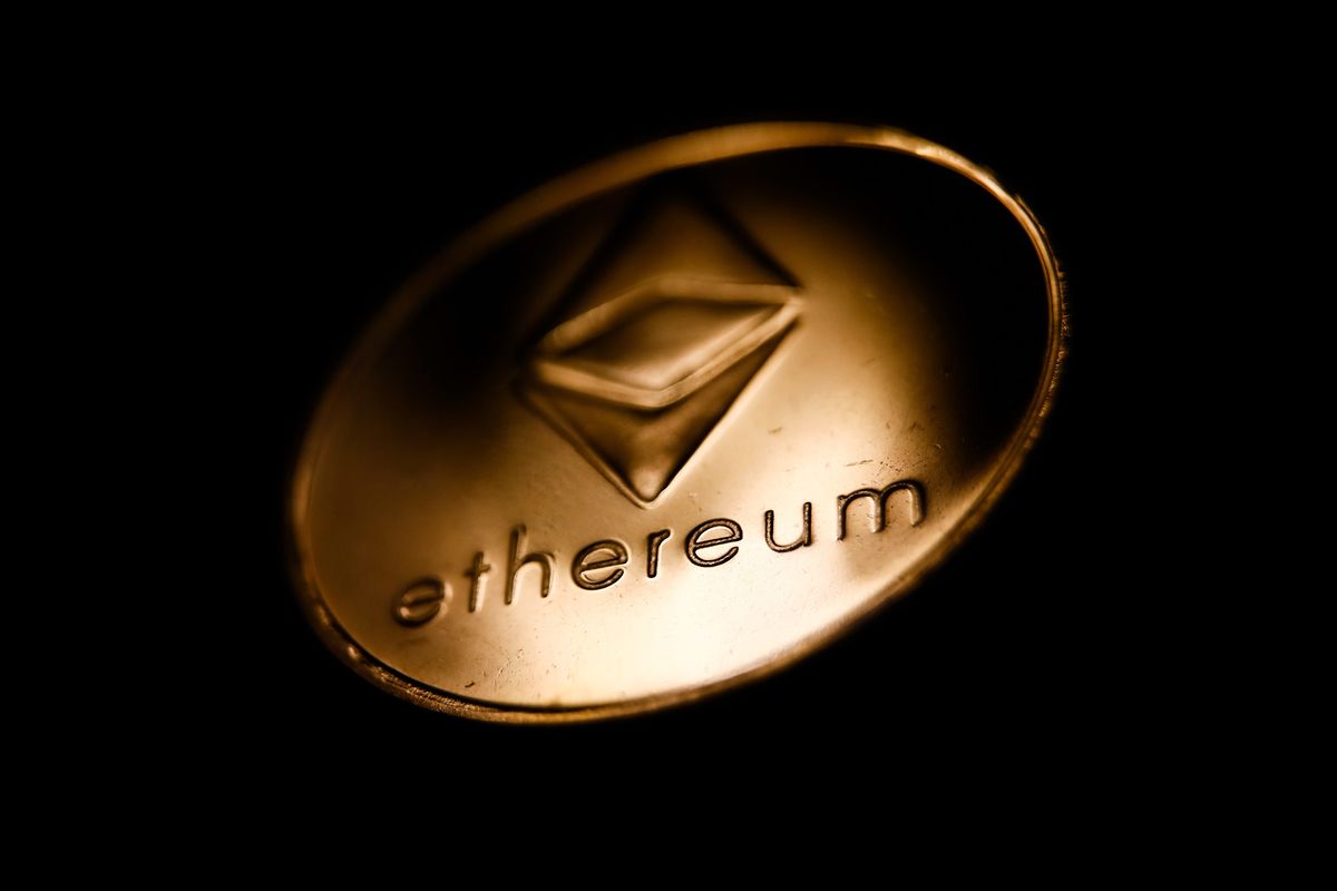 Ripple CEO predicts crypto market will double in size to $5 trillion by the end of 2024 1 Can ethereum topple bitcoin as the crypto king?