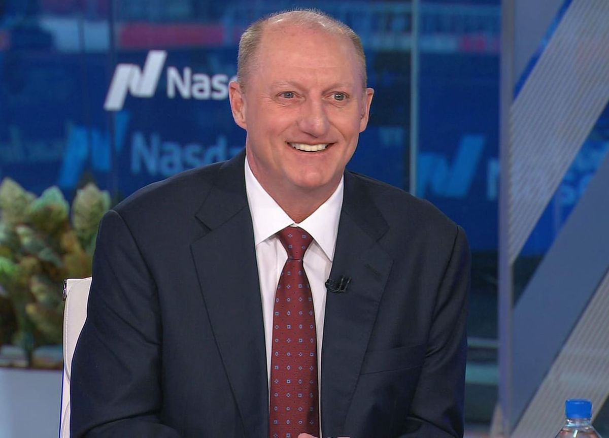 Berkshire shares struggle into annual meeting. Can Abel rekindle enthusiasm without Buffett center stage? 1 Greg Abel steps into spotlight at Berkshire’s 2026 annual shareholder meeting