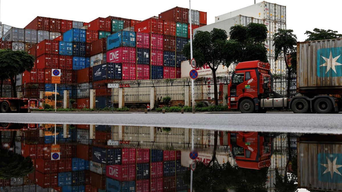 China’s July manufacturing activity contracts more than expected — declines for fourth-straight month