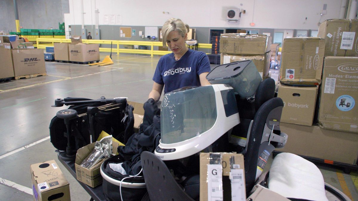 Amazon sellers boycott ads in policy change revolt: 'We're running out of f---ing margin' 1 Easy returns cause big trouble for Amazon sellers, but return rates show signs of slowing