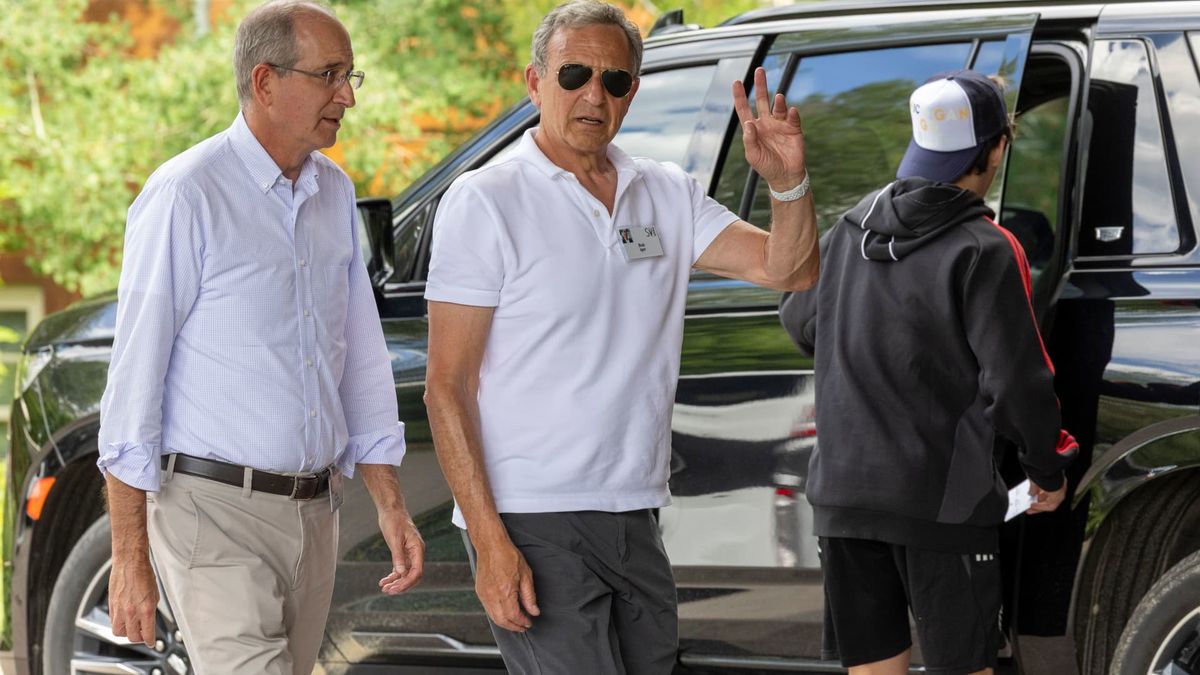 Photos show Altman, Iger and Cook arrive at ‘summer camp for billionaires’ in Sun Valley