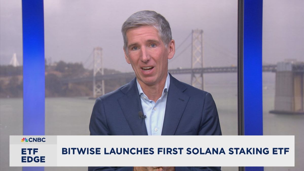 ‘Palooza in Cryptoland:’ Bitwise predicts fresh ETF surge despite rough stretch for digital assets 1 “Didn’t let the government shutdown slow us down,” says Bitwise’s Hougan on Solana Staking ETF launch