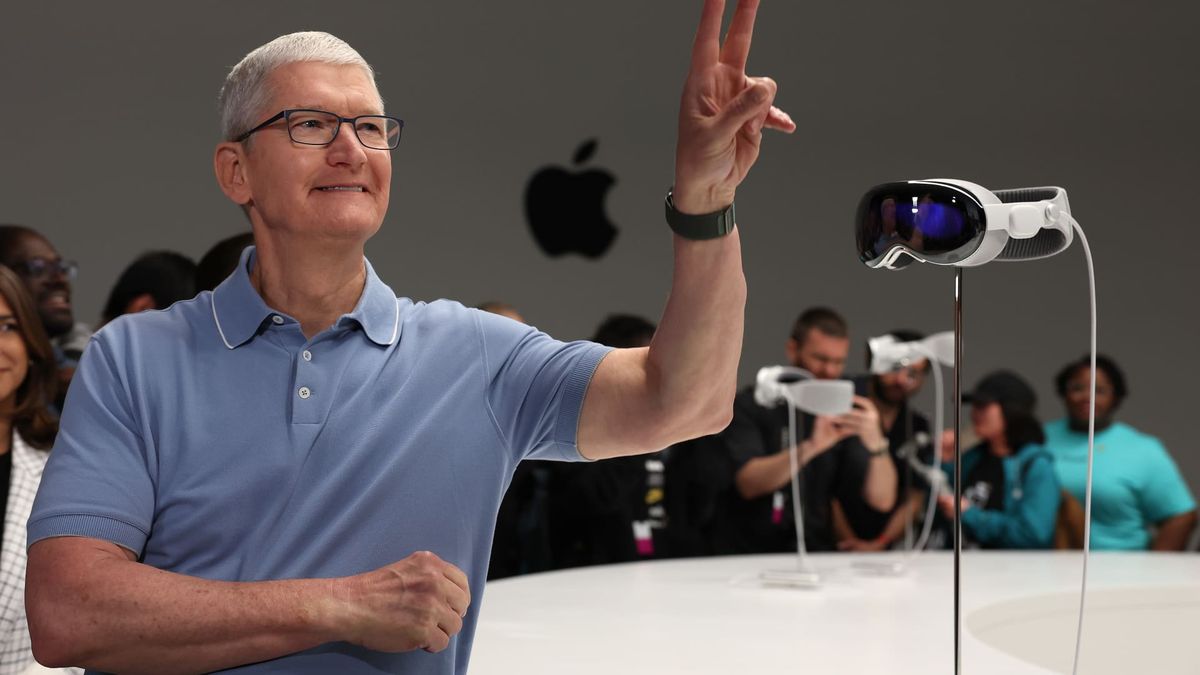 Apple’s stock underperformed top tech peers in 2023 due to longest revenue slide in 22 years