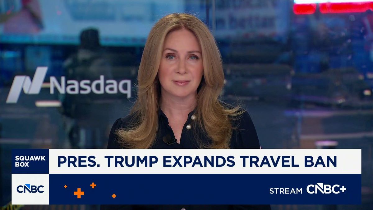 'Witch hunt': Ex-EU commissioner Breton denounces U.S. visa ban targeting 'censorship' 1 President Trump expands travel ban