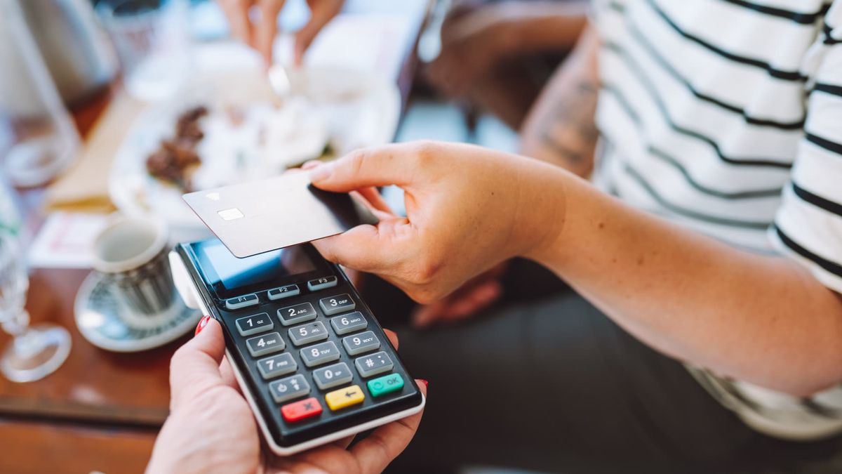 This credit card behavior is an under-the-radar risk: ‘Be very careful,’ expert says