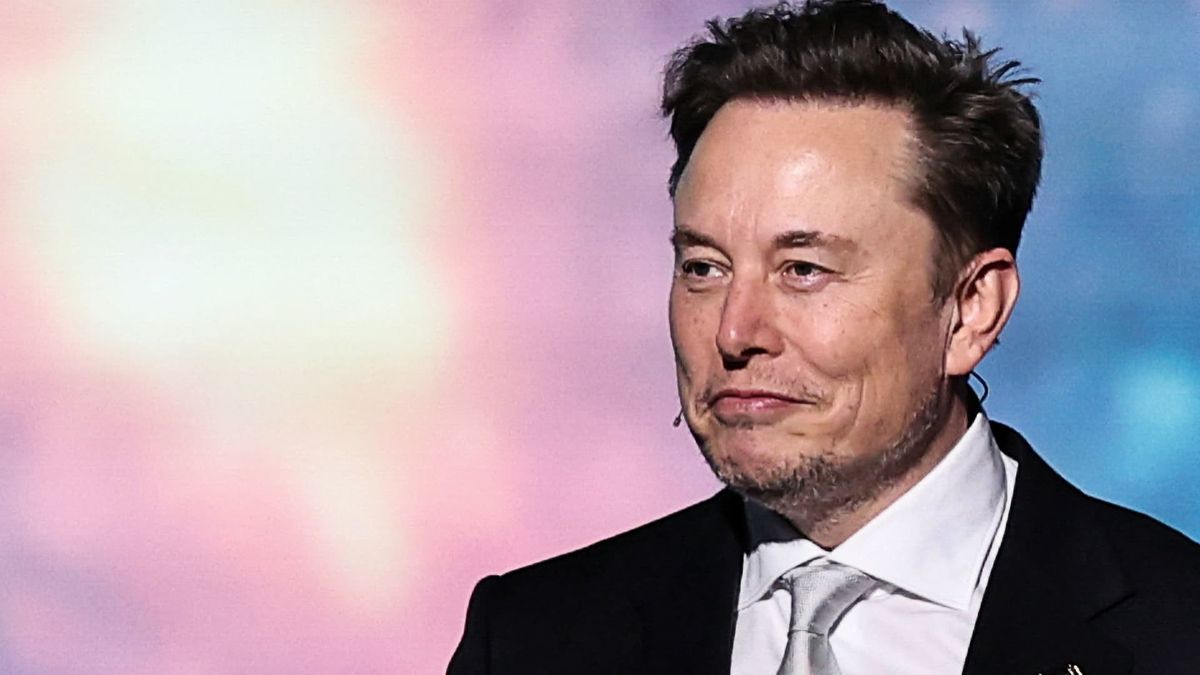 Tesla tops estimates for quarter, but wraps up first annual revenue drop on record
