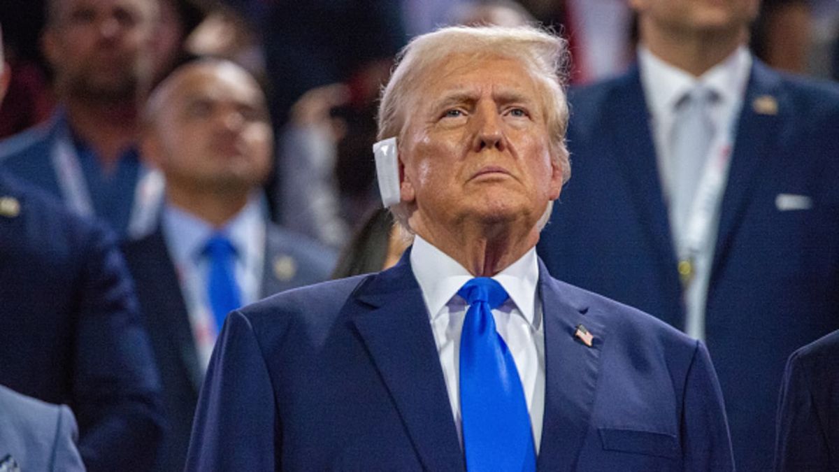 Global chip stocks from Nvidia to ASML fall on geopolitics, Trump comments Global chip stocks from Nvidia to ASML fall on geopolitics, Trump comments