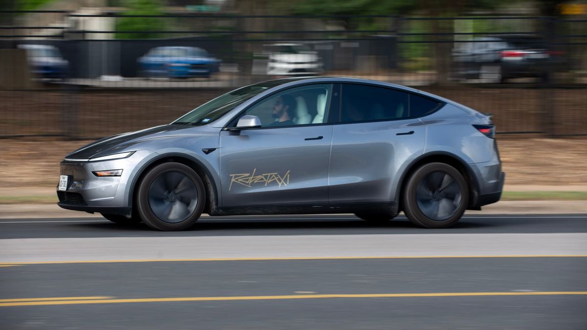 Tesla stock closes at 2025 high after Musk confirms driverless Robotaxi tests underway in Austin