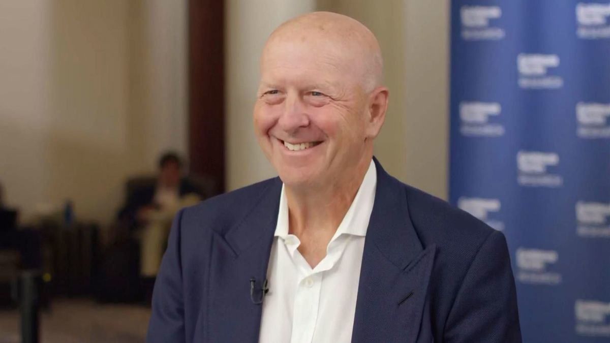 Goldman Sachs tops estimates on better-than-expected fixed income trading Goldman Sachs tops estimates on better-than-expected fixed income trading